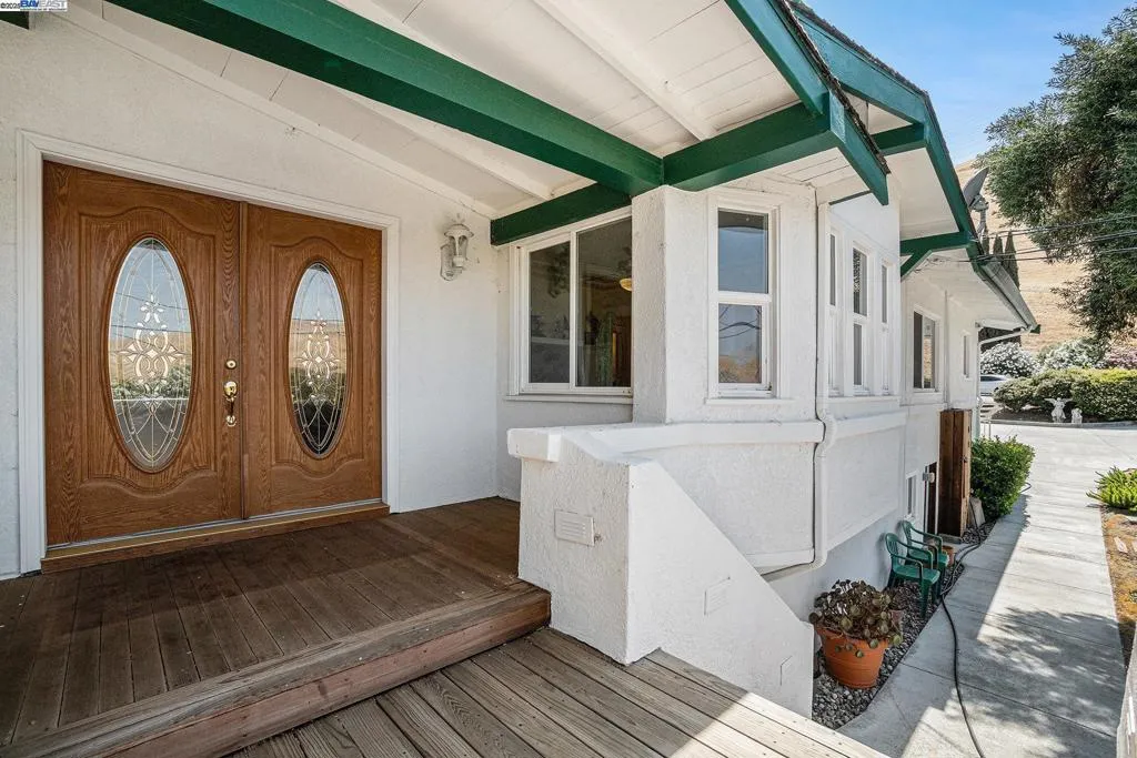 5799 Nortonville, Pittsburg, California 94565 home-pic-10