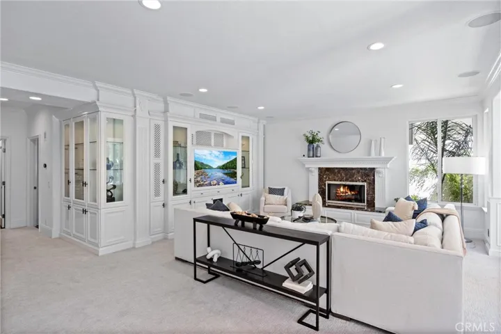 2175 Palmer Place, Tustin, California 92782