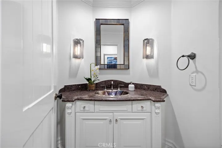 2175 Palmer Place, Tustin, California 92782