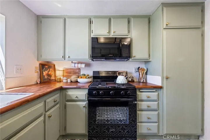 1007 Flintlock Road, Diamond Bar, California 91765