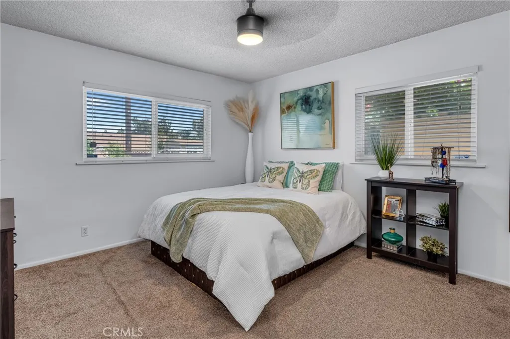 9811 Kempster Avenue, Fontana, California 92335 home-pic-24