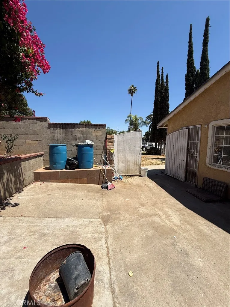 3187 Ruthann Drive, Jurupa Valley, California 92509 home-pic-62