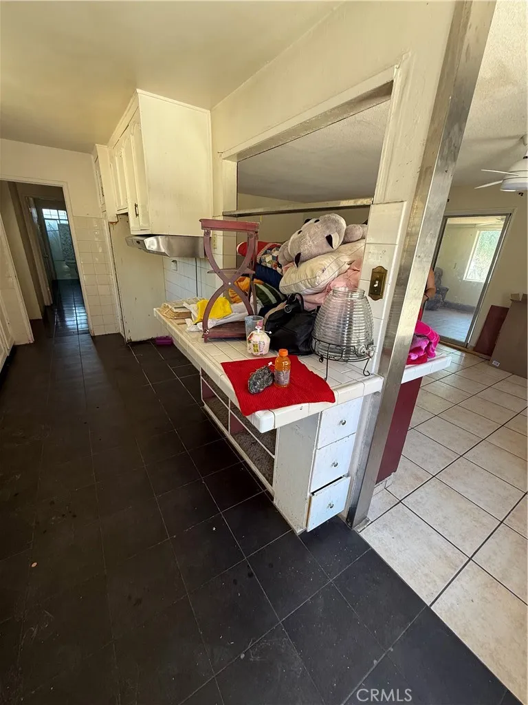 3187 Ruthann Drive, Jurupa Valley, California 92509 home-pic-40