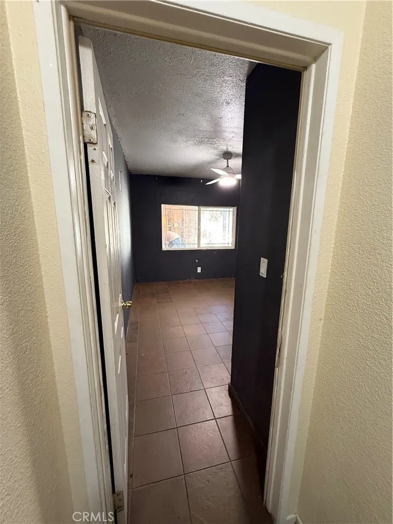 3187 Ruthann Drive, Jurupa Valley, California 92509 home-pic-15