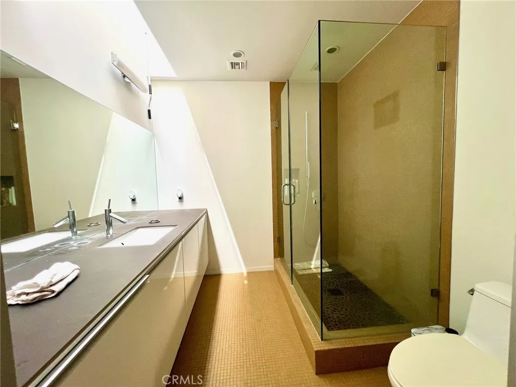 2767 E. Ocean Boulevard, Long Beach, California 90803 home-pic-27