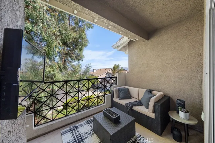 1045 S Daybreak Court, Anaheim Hills, California 92808