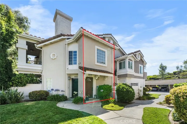 1045 S Daybreak Court, Anaheim Hills, California 92808