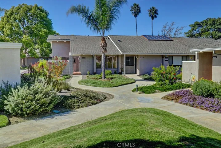 8566 Larkhall Circle 808a, Huntington Beach, California 92646