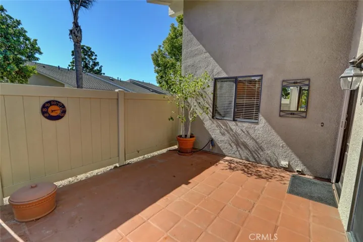 8566 Larkhall Circle 808a, Huntington Beach, California 92646