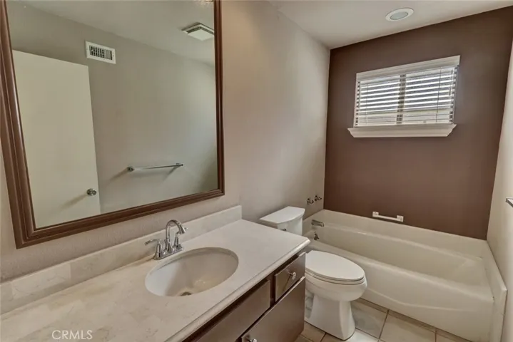 8566 Larkhall Circle 808a, Huntington Beach, California 92646