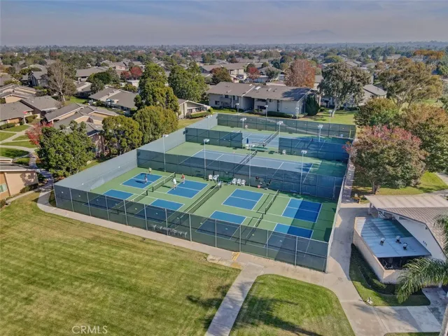 8566 Larkhall Circle 808a, Huntington Beach, California 92646