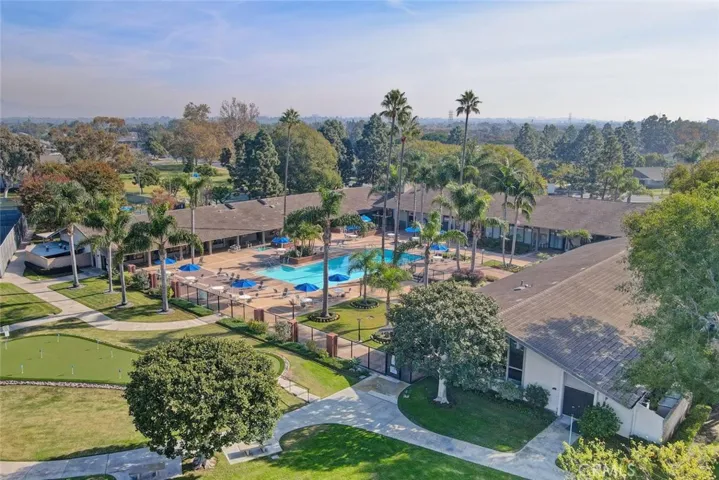 8566 Larkhall Circle 808a, Huntington Beach, California 92646