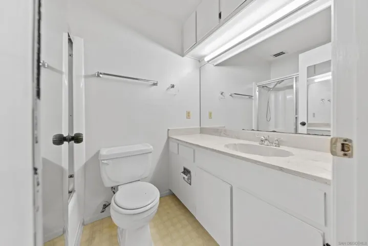 4130 Haines St. 7a, San Diego, California 92109