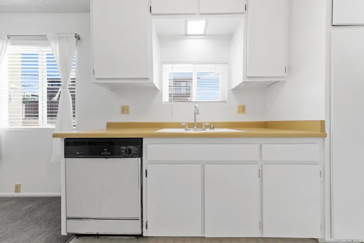 4130 Haines St. 7a, San Diego, California 92109