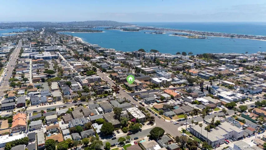 4130 Haines St. 7a, San Diego, California 92109