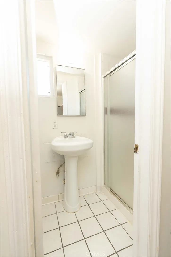 285 W 9th Street, San Pedro, California 90731 home-pic-21