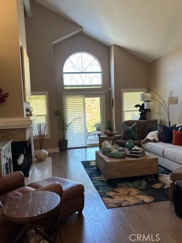 Vaulted Ceilings and sit down views of mountains and golf course