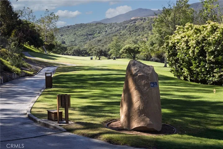 29150 Laurel Valley Drive, Vista, California 92084