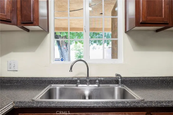 2616 Lynwood Street, Bakersfield, California 93306