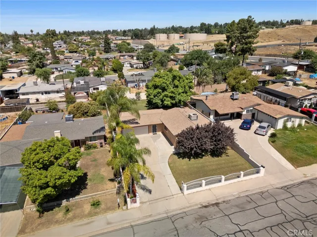 2616 Lynwood Street, Bakersfield, California 93306