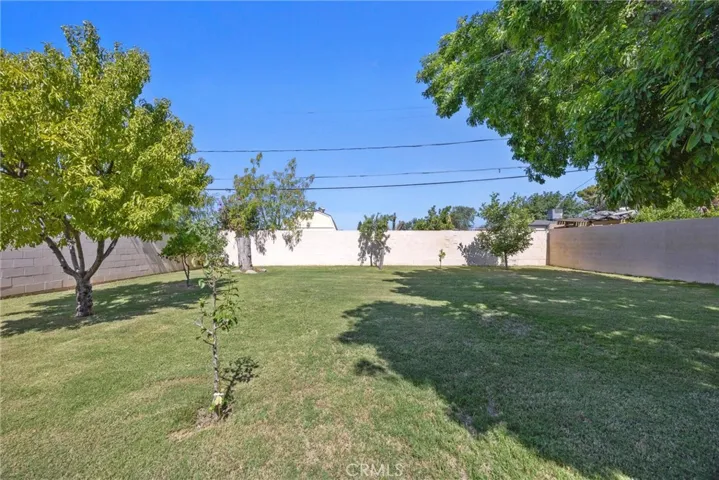 2616 Lynwood Street, Bakersfield, California 93306