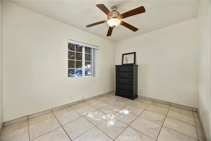 2616 Lynwood Street, Bakersfield, California 93306
