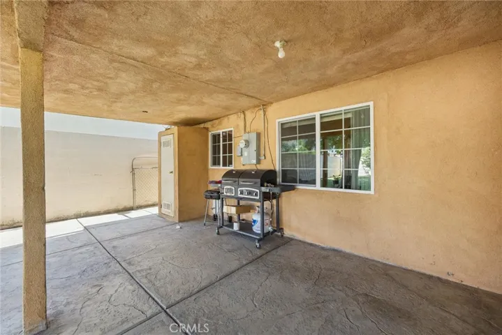 2616 Lynwood Street, Bakersfield, California 93306