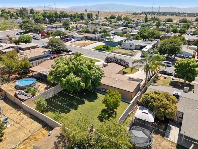 2616 Lynwood Street, Bakersfield, California 93306