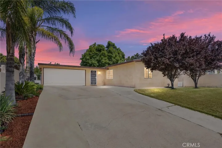 2616 Lynwood Street, Bakersfield, California 93306