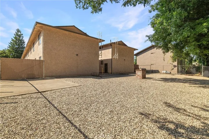 642 W 1st Avenue, Chico, California 95926