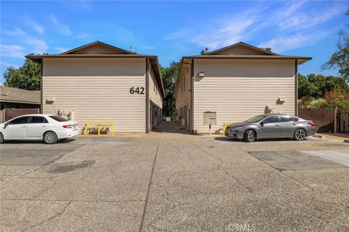 642 W 1st Avenue, Chico, California 95926