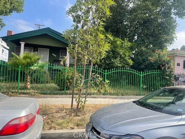 1113 E 83rd Street, Los Angeles, California 90001 home-pic-7