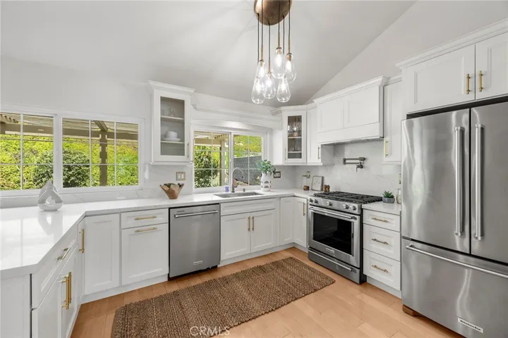 5600 E Calle Canada, Anaheim Hills, California 92807