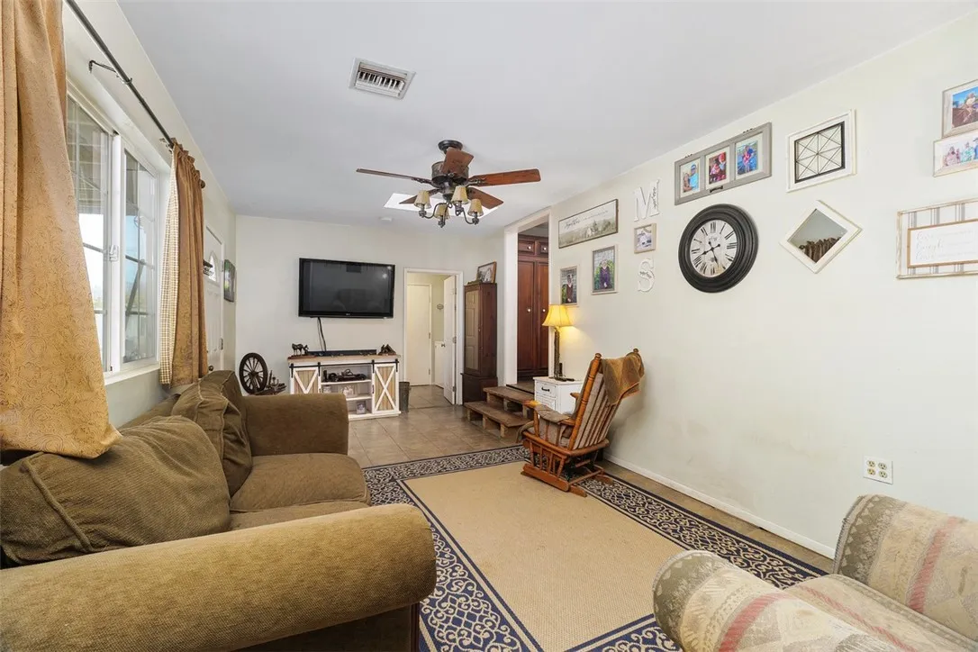 4234 Center Avenue, Norco, California 92860 home-pic-30