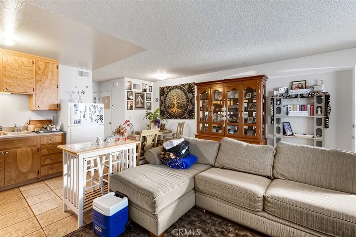 351 W 19th Street, Merced, California 95340