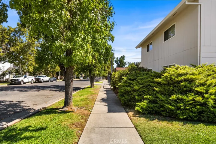 351 W 19th Street, Merced, California 95340