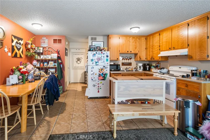 351 W 19th Street, Merced, California 95340