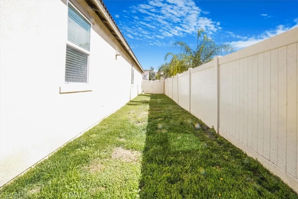 1246 Venice Avenue, Mentone, California 92359 home-pic-27