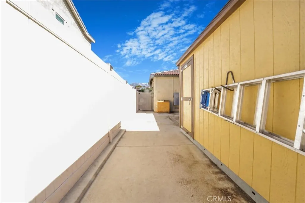 1246 Venice Avenue, Mentone, California 92359 home-pic-30