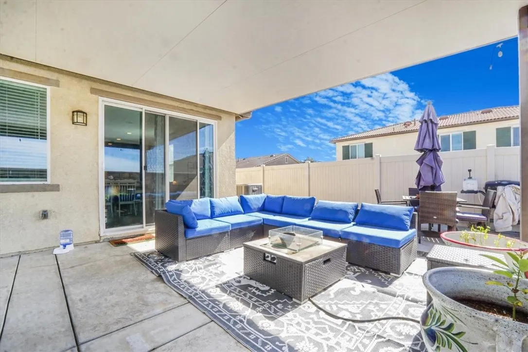 1246 Venice Avenue, Mentone, California 92359 home-pic-25