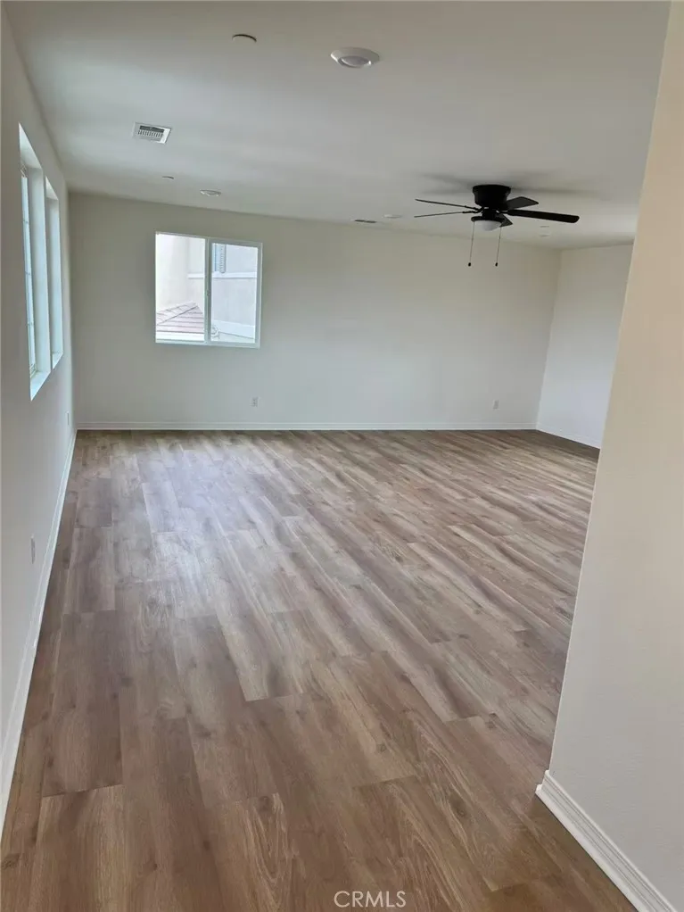 1031 Coriander Street, Calimesa, California 92320 home-pic-11