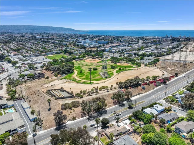 526 Cluster Lane, Redondo Beach, California 90278
