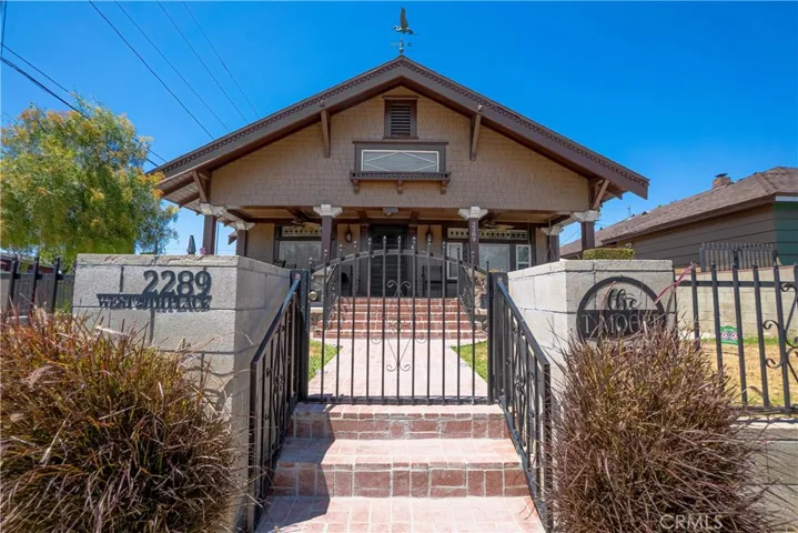 2289 W 29th Place, Los Angeles, California 90018