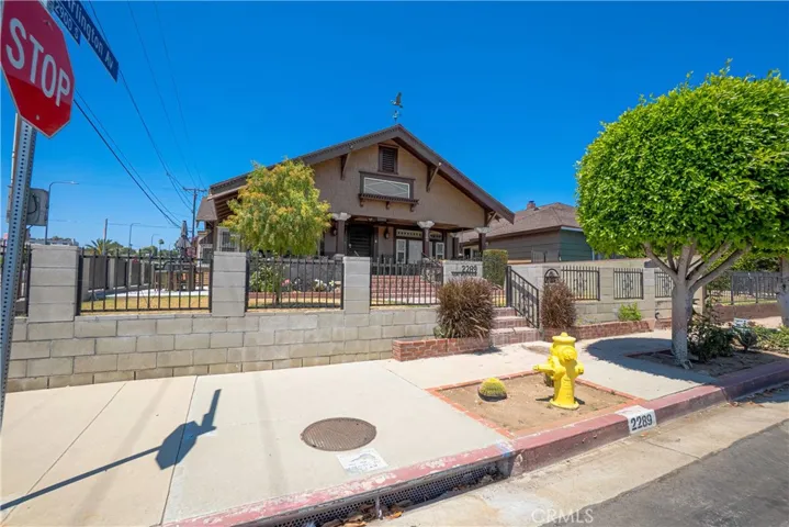 2289 W 29th Place, Los Angeles, California 90018