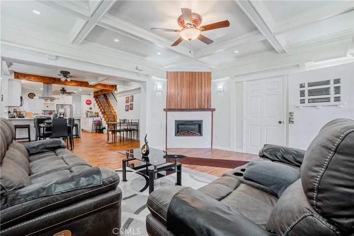2289 W 29th Place, Los Angeles, California 90018