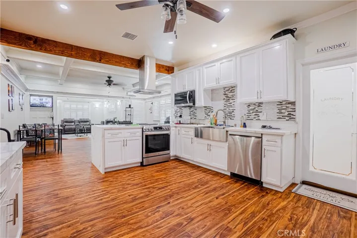 2289 W 29th Place, Los Angeles, California 90018