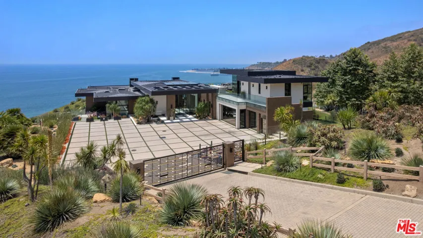 5012 Carbon Beach Terrace, Malibu, California 90265