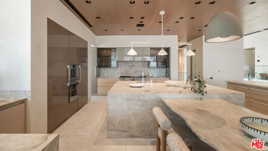 5012 Carbon Beach Terrace, Malibu, California 90265