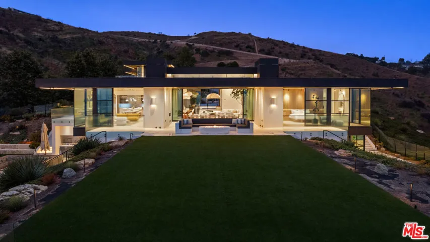 5012 Carbon Beach Terrace, Malibu, California 90265
