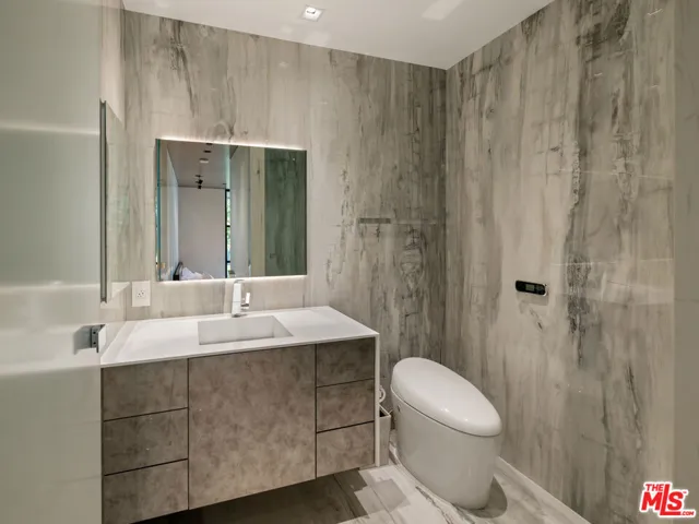 5012 Carbon Beach Terrace, Malibu, California 90265